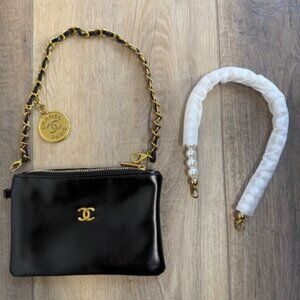 New Black Zip Storage with 2 Clasps